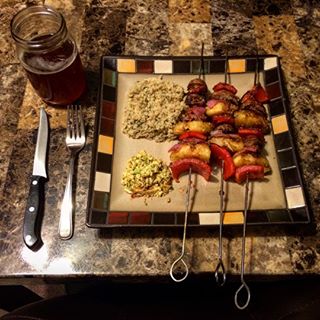 VEGGIE SHISH KABOBS with cilantro pesto • fig + walnut BBQ sauce • + avocado 😍🌿🍴
.
I'm creative when it comes to the kitchen but still iffy when it comes to combining fruits. I've never cooked with pineapple before but figured it would be amazing. No disappointment there 😎👊🏽
.
Inspired by @cookieandkate we added the BBQ sauce ( a @tkokelj creation) + mushrooms to the kabob, rounding off the flavours perfectly 👌🏼
.
You see three kabobs ••>> with the quinoa + avocado I could only get through two of those suckers but now have a perfect lunch! Score 👍🏼